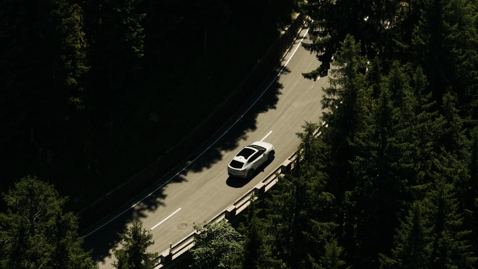 Driven by Instinct // Cupra City Garage